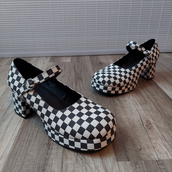 Delias Dolls Kill Tunnel Vision Checkered Mary Jane Heel 10 Black White - Picture 1 of 12